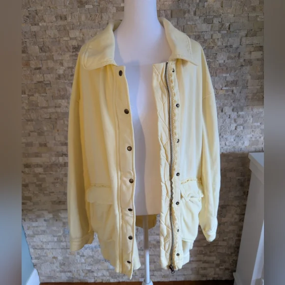 Free People We The Free Alexa Sweatshirt Jacket in Flan Yellow Boho Chic XL - Picture 1 of 16